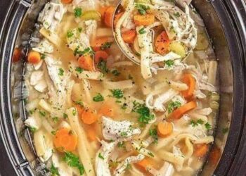 Hier ist die Fettverbrennungssuppe, mit der Sie in einer Woche 4 kg abnehmen können