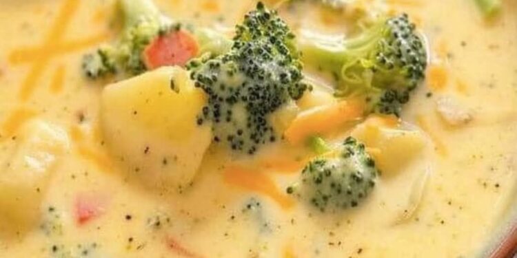 Unfassbar lecker, Brokkoli Kartoffel Suppe in 20 Minuten gekocht