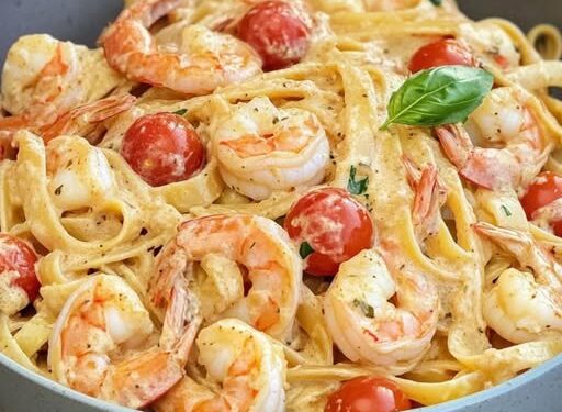 Garnelen Spaghetti in leckere Knoblauch Frischkäsesauce