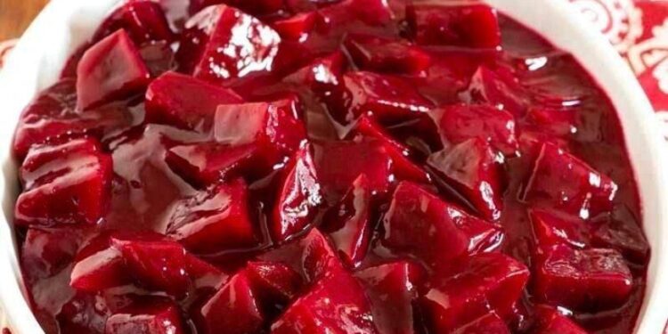 Köstlicher Rote Bete und Zitronensaft reinigt den Darm und fördert die Gewichtsabnahme