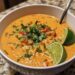 Rote Linsen Curry Suppe mit Kokosmilch und Limette