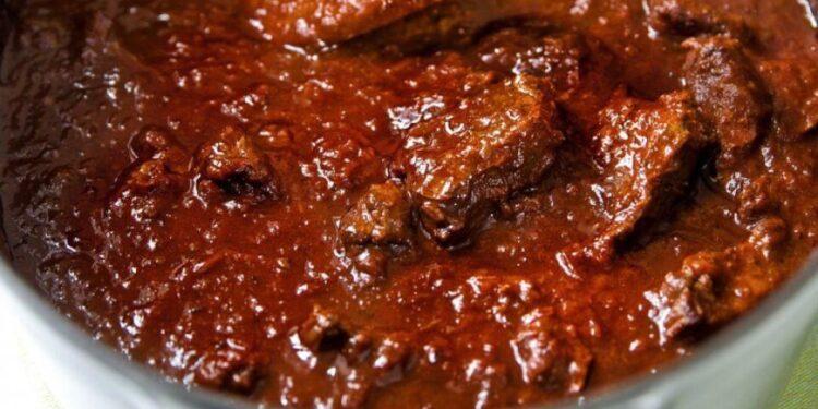 Omass lecker uraltes Gulasch Rezept
